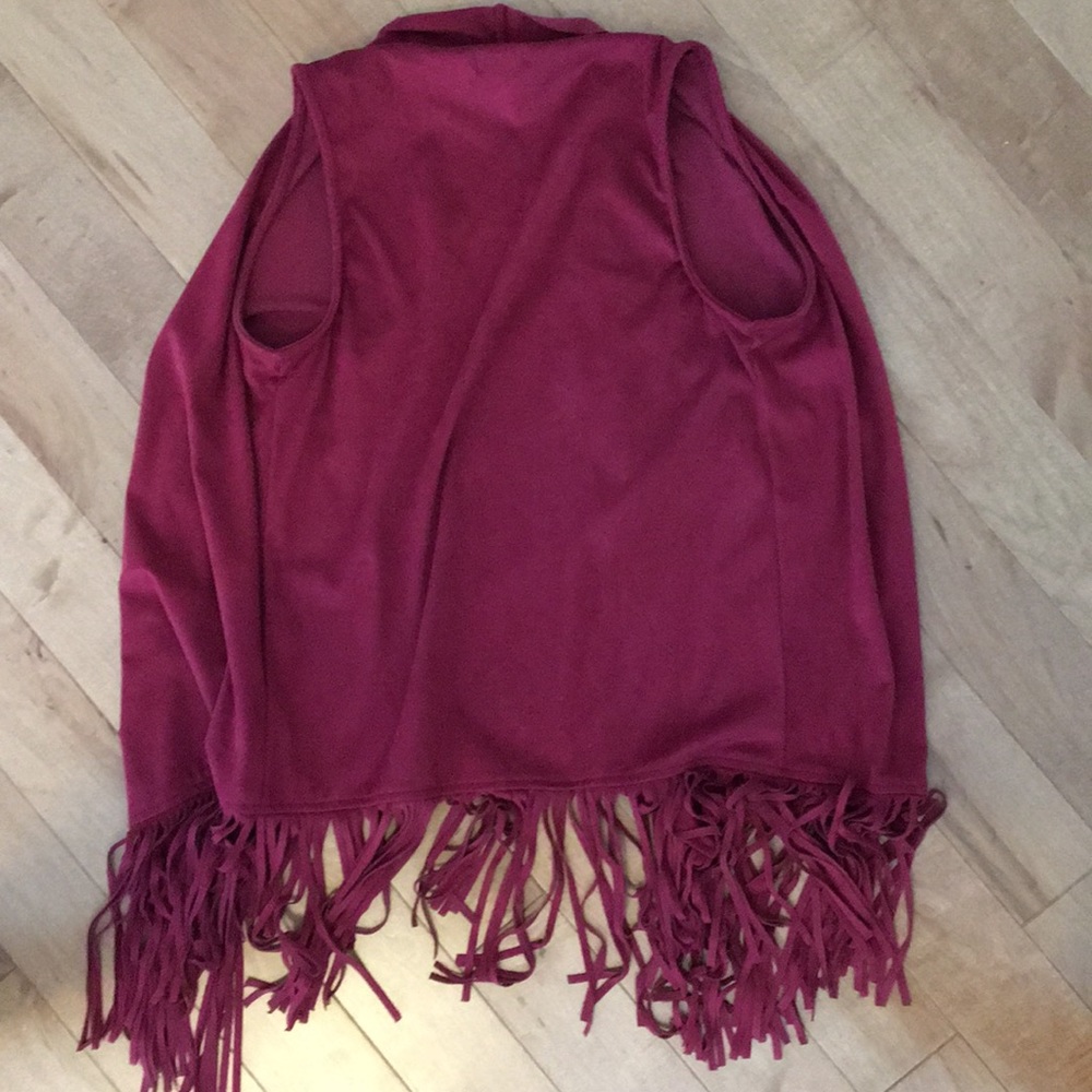 Vest - Picture 3 of 3